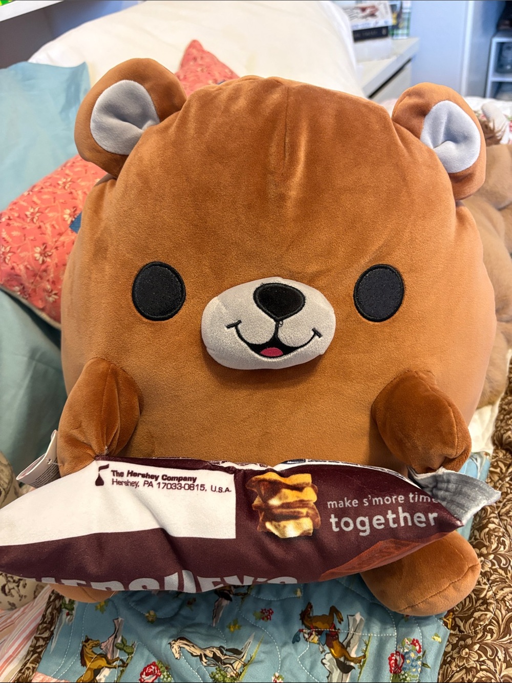 Bear with chocolate bar